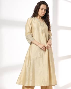 avaasa mix n' match Women Embroidered Flared Kurta-picture-16