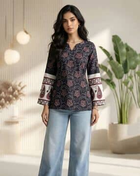 nyrika Women Floral Print Round-Neck Tunic-picture-6