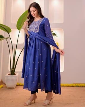 dmunesh fashion Women Embroidered Anarkali Kurta with Pants & Dupatta Set-picture-51