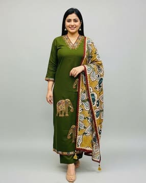 bharvita Women Embroidery Kurta Set-picture-42
