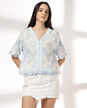 dnmx Women Floral Print Top with Scallop Detail-picture-28