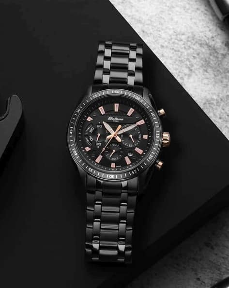 TITAN Men Water-Resistant Chronograph Watch-NU90077KM04