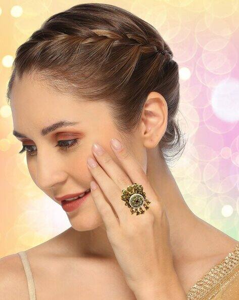 Oomph Women Gold Heritage Ring