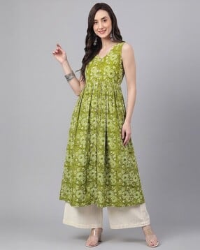 Floral Printed A-Line Flared Kurta-image-17