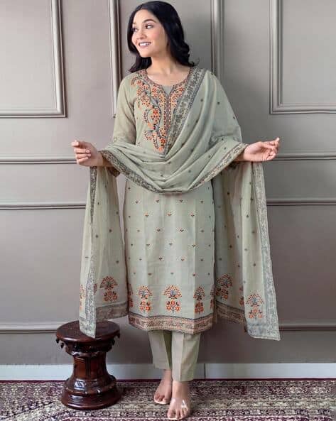 Nyrika Women Printed 3-Piece Straight Kurta Set