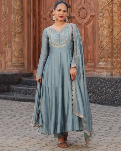SVARAA Women Embroidery Anarkali Kurta Set