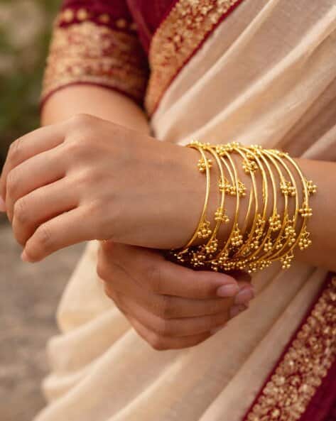 Fabula Combo of 8 Gold Ghungroo Kashmiri Bangles