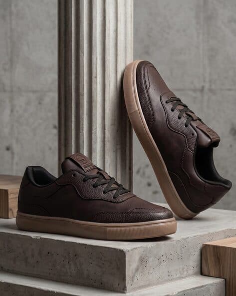 Men Low-Top Lace-Up Sneakers