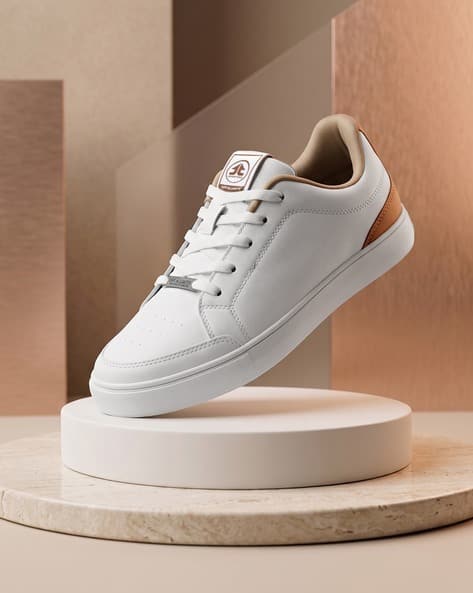 Men Round-Toe Lace-Up Sneakers