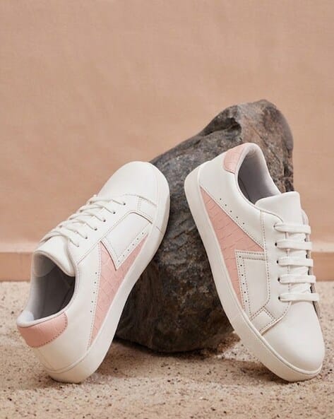 Fyre Rose Women Modern Street Style Sneakers