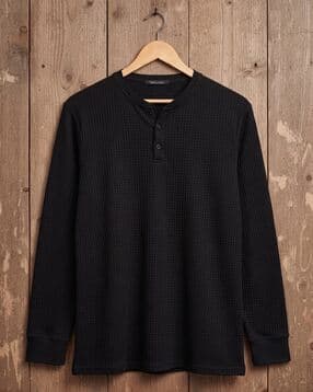 Men Patterned Regular Fit Henley-Neck T-Shirt-image-5