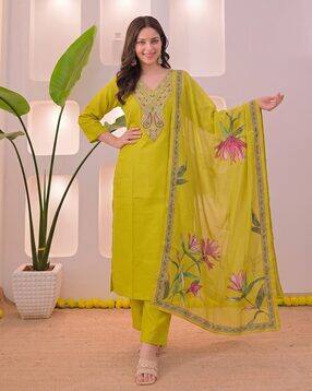 nyrika Women Embroidery Kurta Set-picture-17