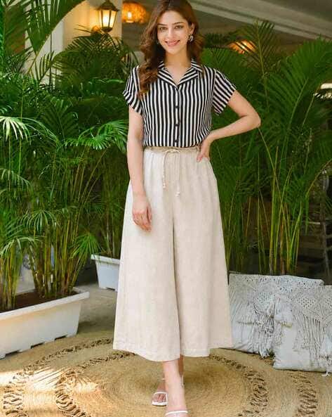 SVARAA Women Stripes Crop Top