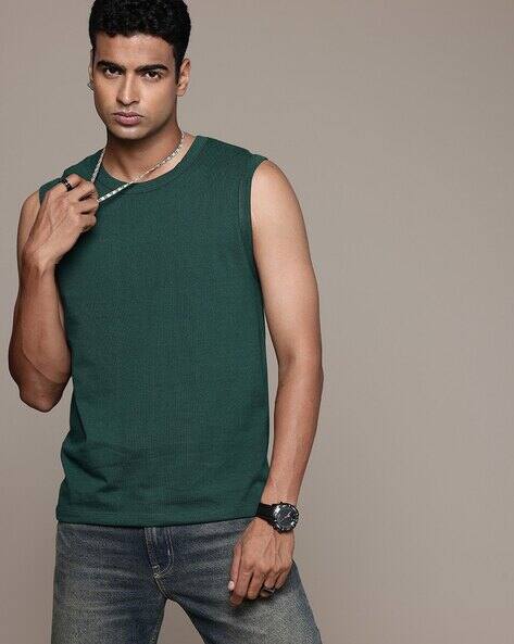NEONOMAD Men Regular Fit Round-Neck Sleeveless T-Shirt