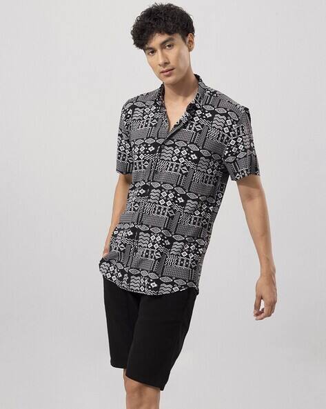 TIGERSNAKE Men Tribal Print Regular Fit Shirt