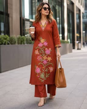 berrylicious Women Embroidered Straight Kurta & Palazzos Set-picture-31