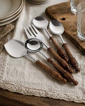 vareesha Pack of 5 Spoon Set for Dining Table-picture-10