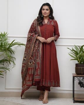 gosriki Woman Floral Print Anarkali Kurta Set with Dupatta-picture-22