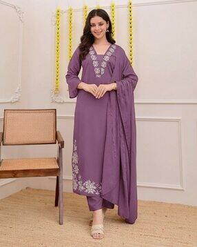 svaraa Women Embroidered 3-Piece Straight Kurta Set-picture-38