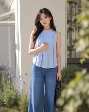 svaraa Women Relaxed Fit Pleated Top-picture-46