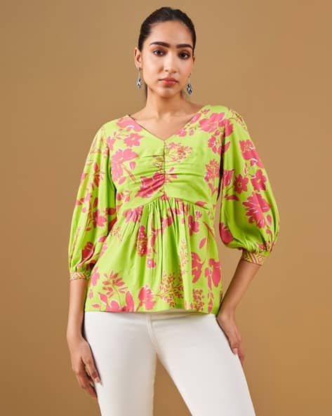 Global Desi Women Floral Print V-Neck Top