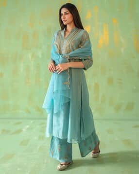 royal export x ag Women Embroidered Flared Kurta Set with Dupatta-picture-11