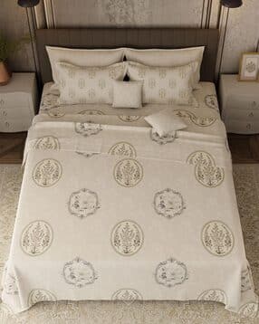 Floral Print King-Size Bedsheet with Pillow Covers-image-14
