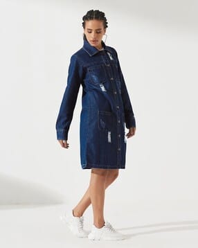 Women Relaxed Fit Denim Jacket-image-4