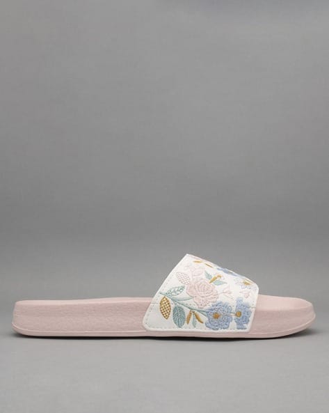 RED TAPE Women Floral Embroidered Slip-On Slides