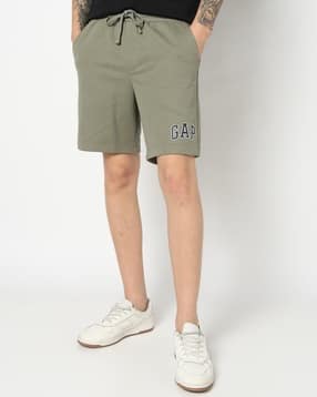 gap Men Regular Fit Mid-Rise Shorts-picture-19