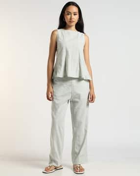 svrnaa by azorte Yarn-Dyed Sleeveless Top & Pants Co-Ord Set-picture-31