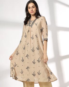 avaasa mix n' match Women Embroidered Flared Kurta-picture-37