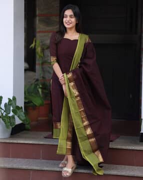 hb venture Women Applique Straight Kurta with Pants & Dupatta-picture-10