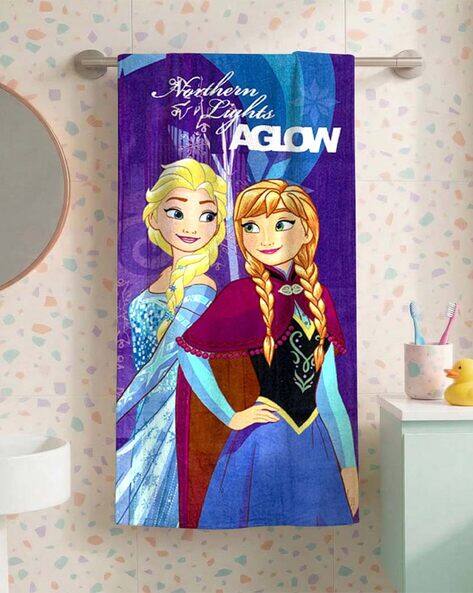ATHOM LIVING Frozen Print Bath Towel