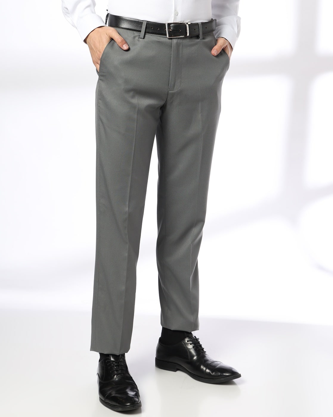 Men Tapered Flat-Front Trousers