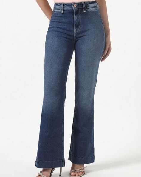 GUESS Women Lightly Washed Flared Jeans