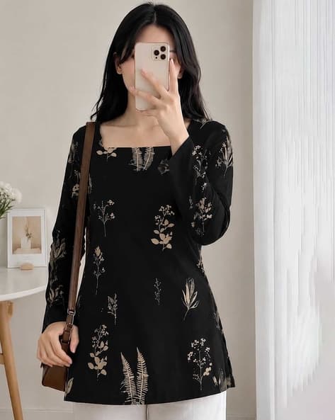 Nyrika Women Floral Print Relaxed Fit Tunic