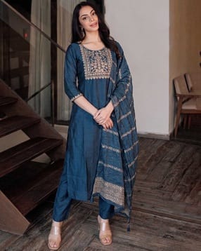nyrika Women Embroidered 3-Piece Straight Kurta Set-picture-38