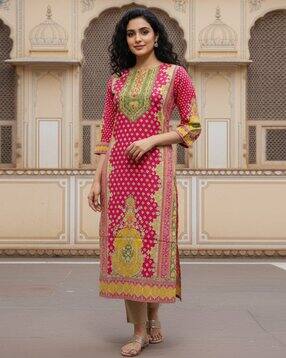 fashor Embroidered Straight Kurta-picture-35