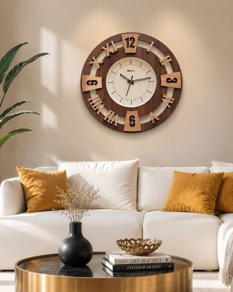 BERYX Wooden Handcraft Wall Clock