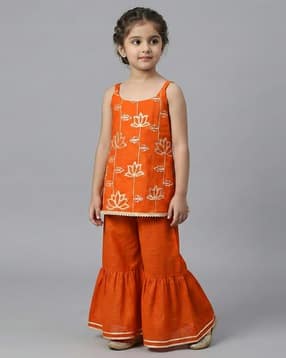 kidsflower Girls Embellished Kurta with Palazzos-picture-29