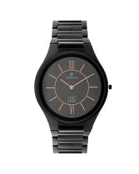 AJIO Collection for Clothing, Footwear & Tech Accessories Online
