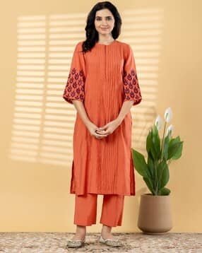 readiprint Women Straight Kurta Set with Embroidered Detail-picture-37