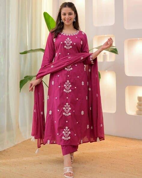 Nyrika Women Embroidery Straight Kurta Set