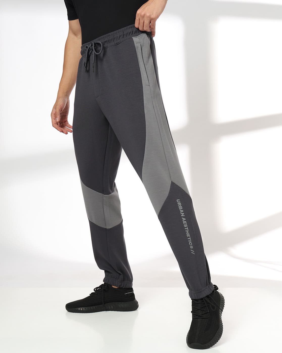 Teamspirit Men Side Curved Panels Track Pants