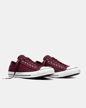 converse Unisex Chuck Taylor Low-Top Lace-Up Sneakers-picture-24