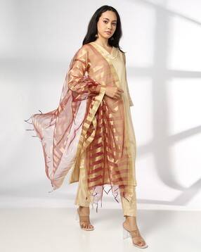 avaasa mix n' match Women Striped Dupatta with Tassels-picture-20