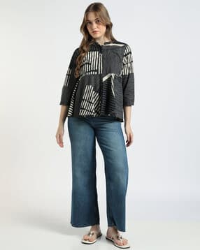 svrnaa by azorte Abstract Print Mandarin Collar Top-picture-32