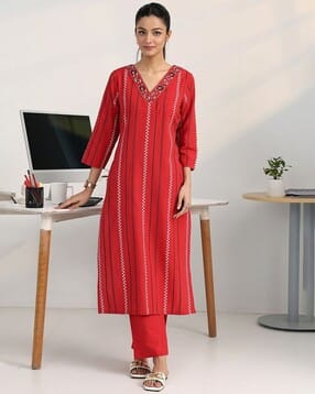 gerua by libas Women V-Neck Striped Straight Kurta-picture-29