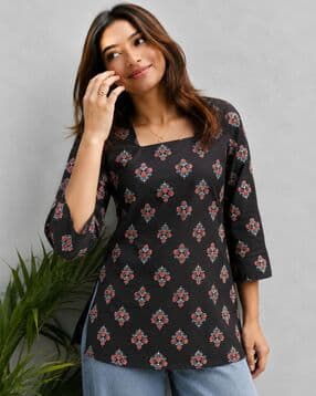 revangi Women Printed Tunic Top-picture-12